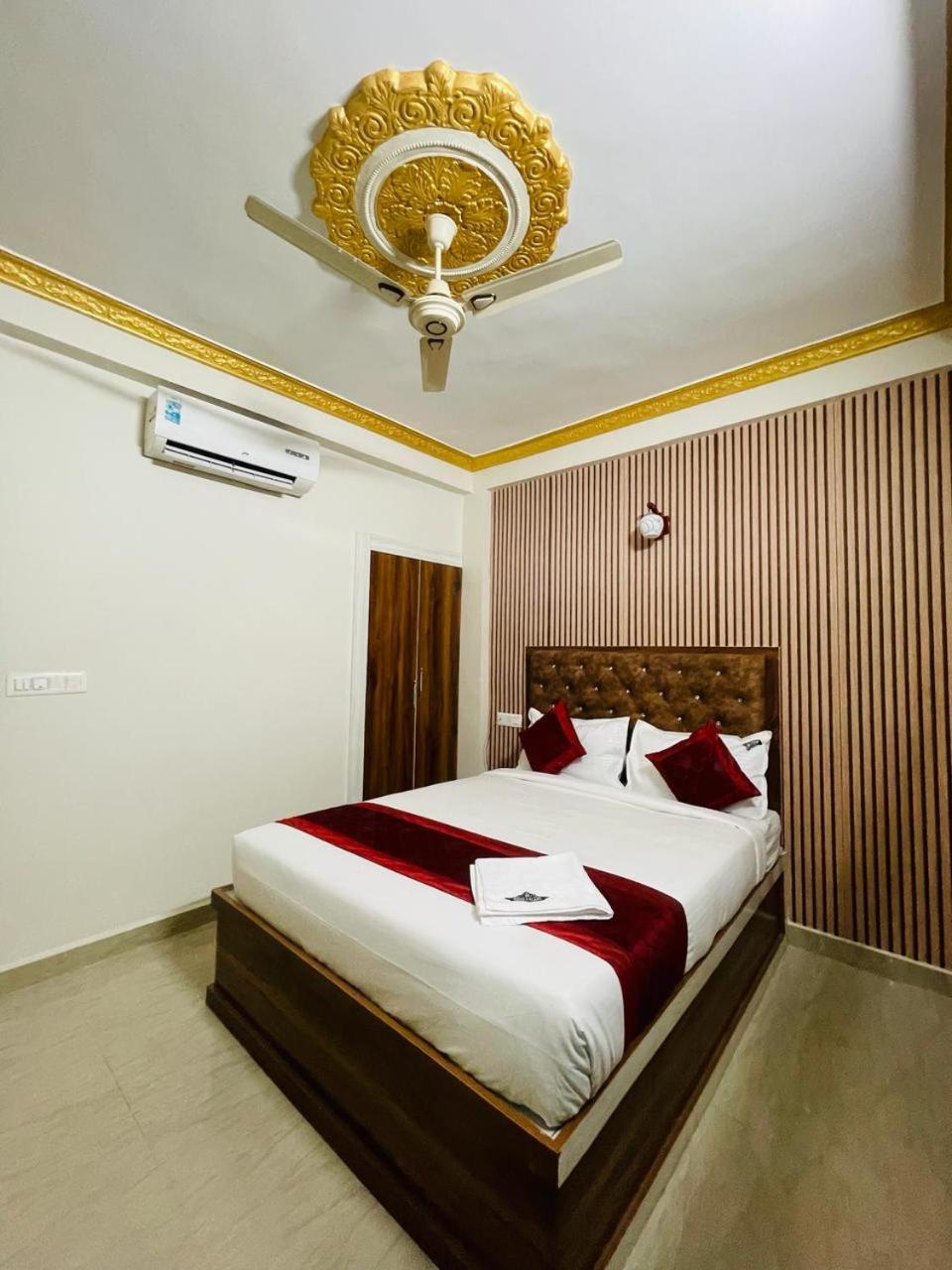 Hotel Boss Palace Mysuru Zewnętrze zdjęcie