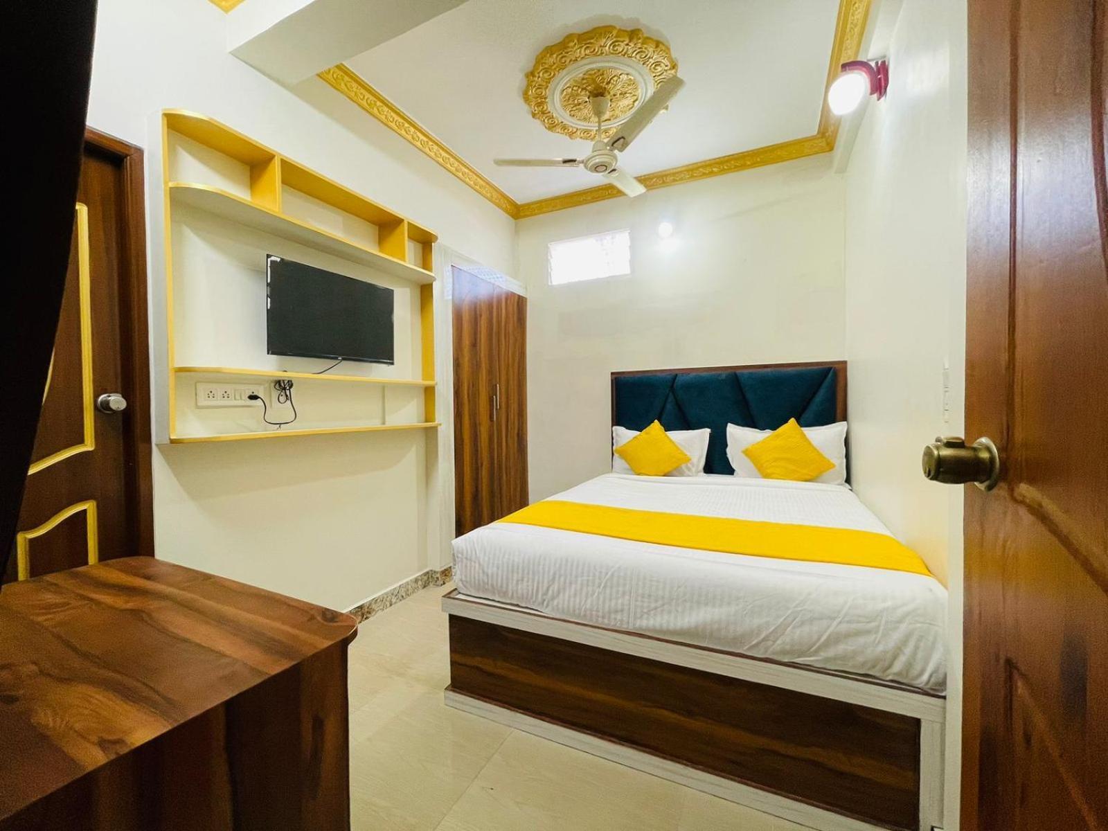 Hotel Boss Palace Mysuru Zewnętrze zdjęcie
