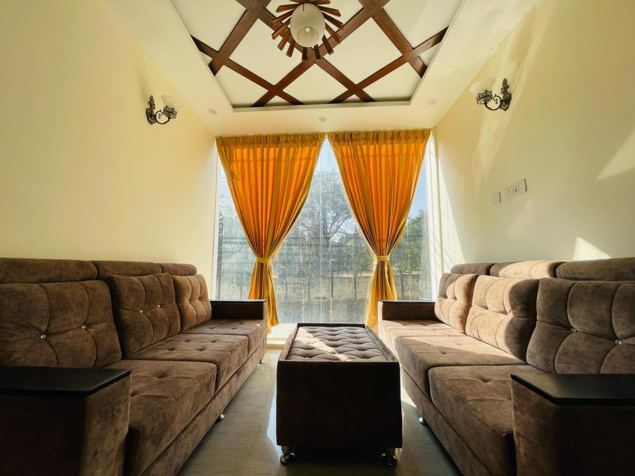 Hotel Boss Palace Mysuru Zewnętrze zdjęcie