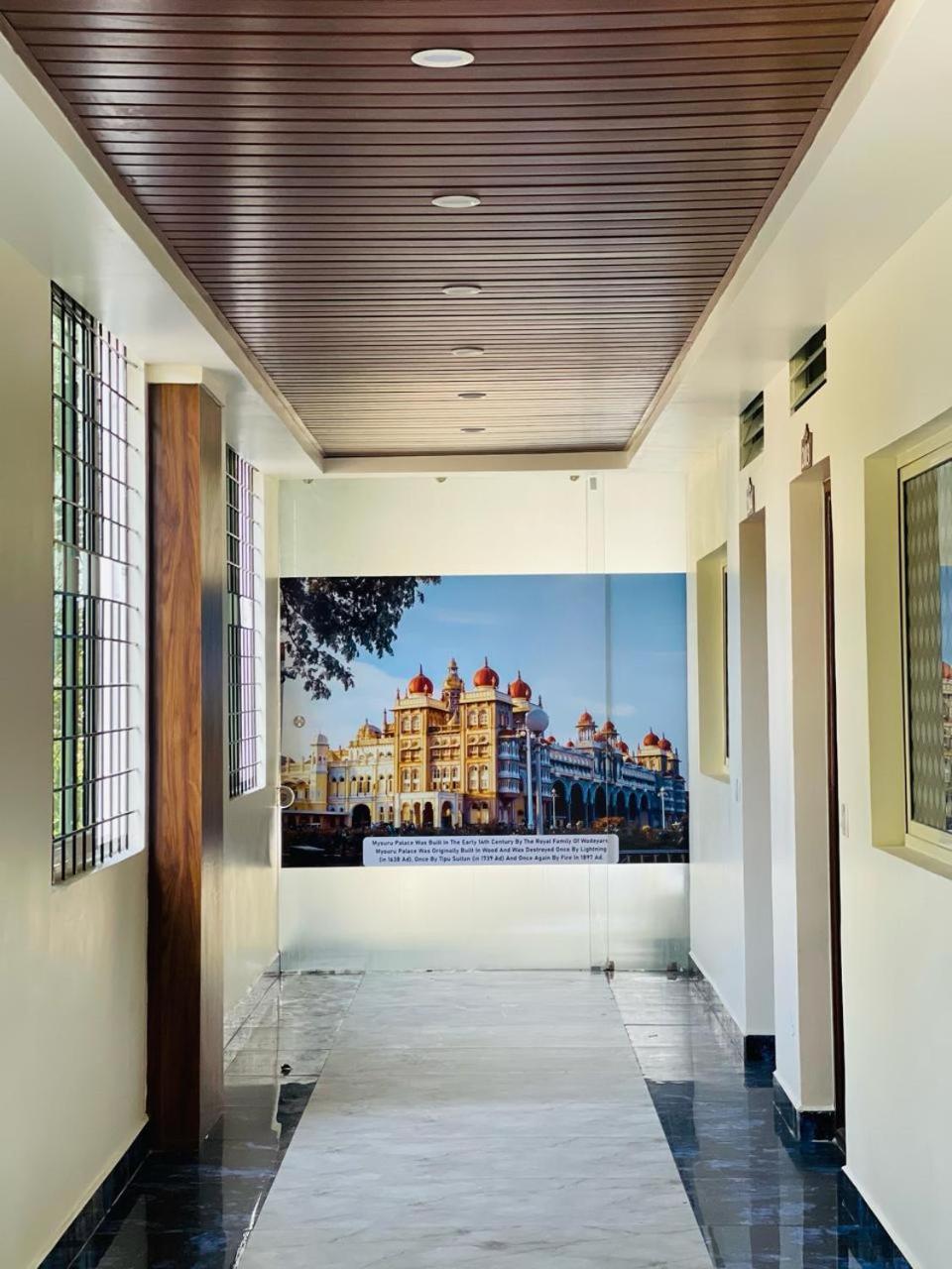 Hotel Boss Palace Mysuru Zewnętrze zdjęcie