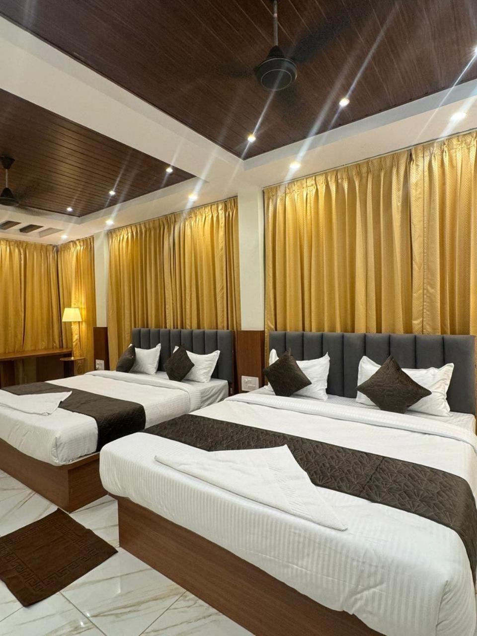 Hotel Boss Palace Mysuru Zewnętrze zdjęcie